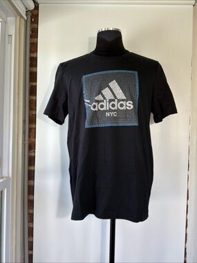 Adidas Athletic T Shirt Black Graphic Tile Box NYC Size Large New !!